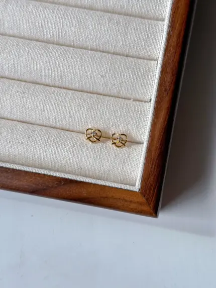 Kolczyki precelki z cyrkonią